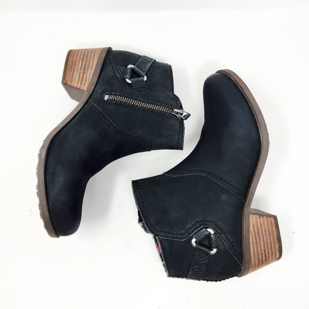 Teva Black Nubuck Ankle Boots Women’s 7 - Picture 3 of 9